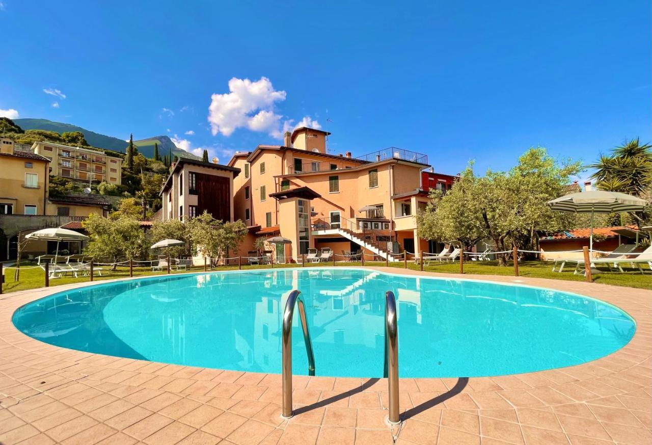 Albergo Vittoria Тосколано-Мадерно Экстерьер фото