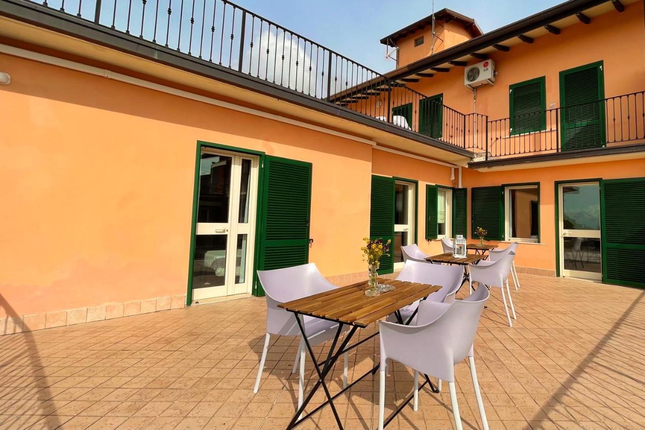 Albergo Vittoria Тосколано-Мадерно Экстерьер фото