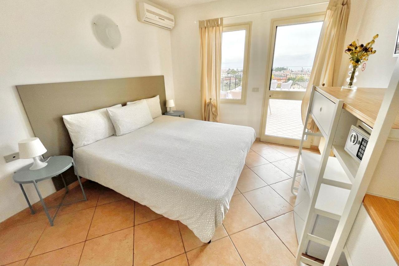 Albergo Vittoria Тосколано-Мадерно Экстерьер фото